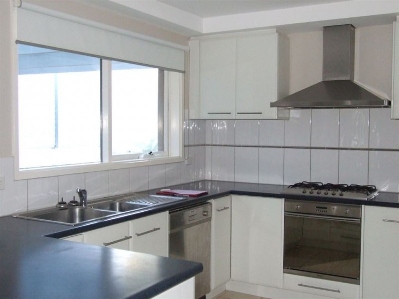 28 Mitchell St, Mornington VIC 3931