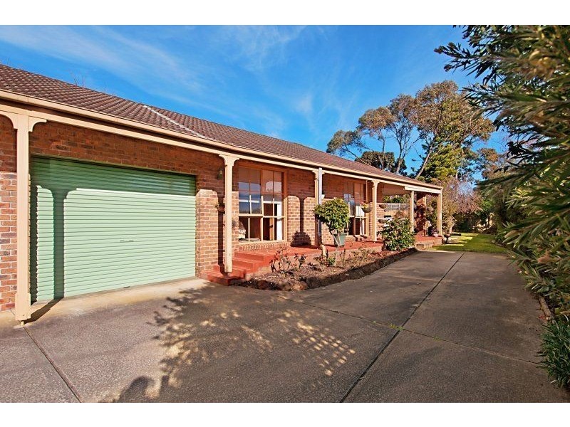 2/48 Alameda Avenue, Mornington VIC 3931