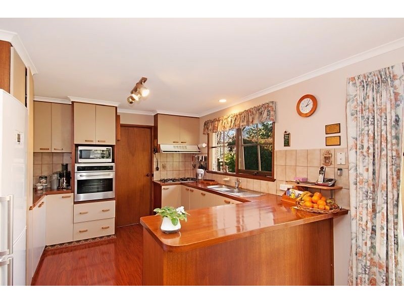 2/48 Alameda Avenue, Mornington VIC 3931