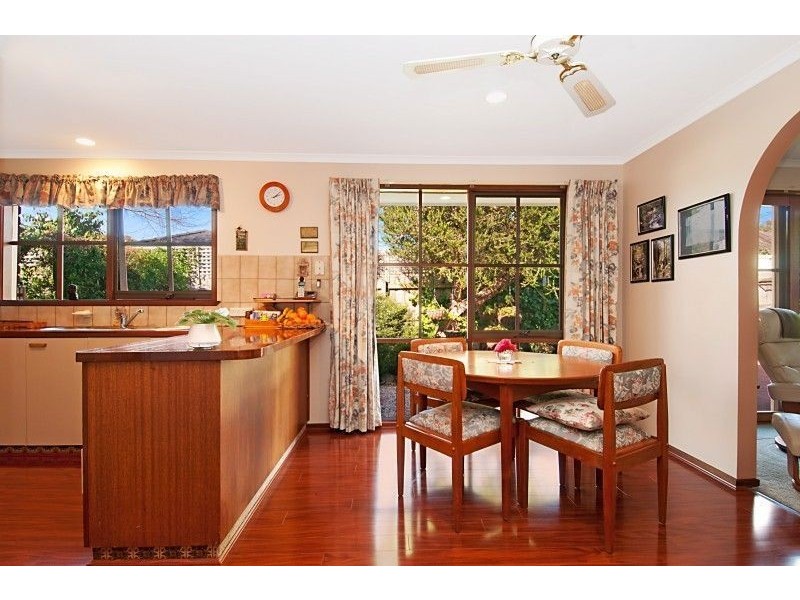 2/48 Alameda Avenue, Mornington VIC 3931