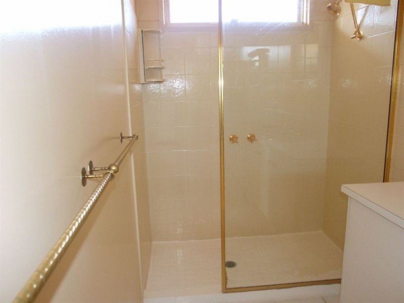 6 Raymond Street, Mount Martha VIC 3934