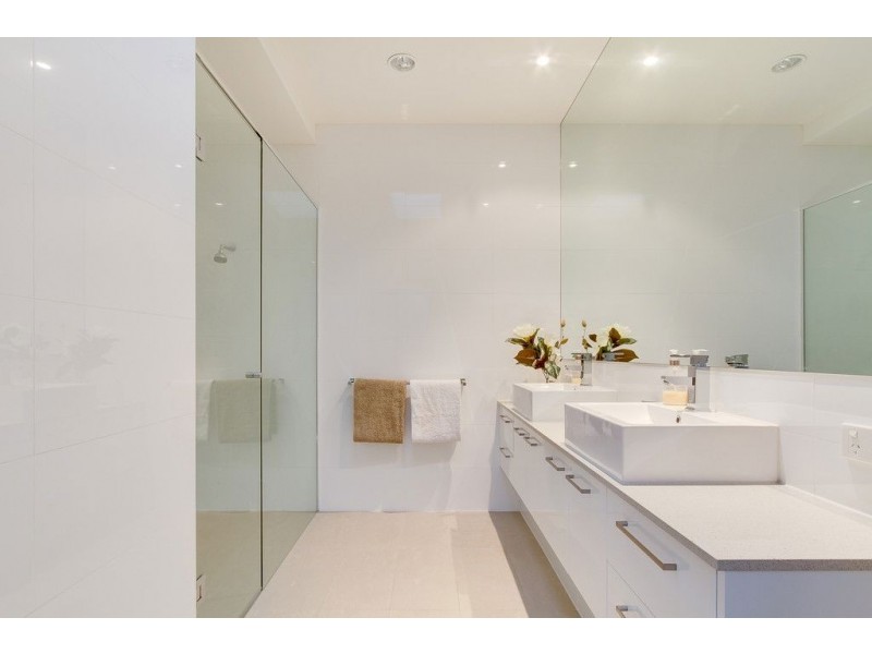 2/19 Turnbull Street, Mornington VIC 3931