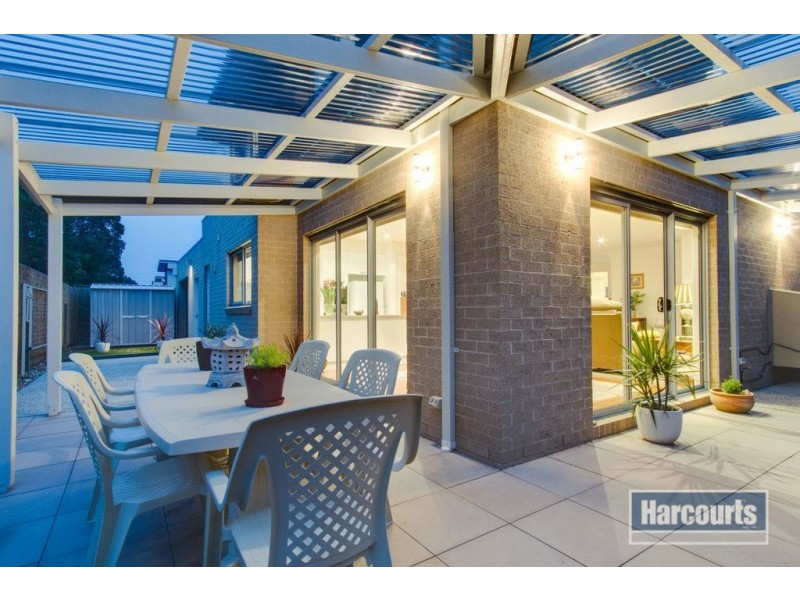 2/19 Turnbull Street, Mornington VIC 3931