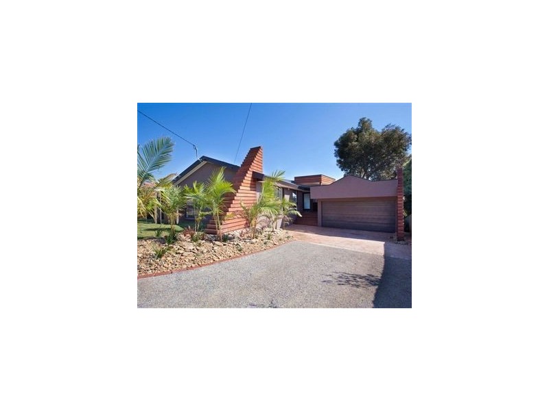 143 Somerset Drive, Mount Martha VIC 3934