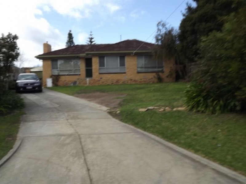 8 Swansea Grove, Mornington VIC 3931