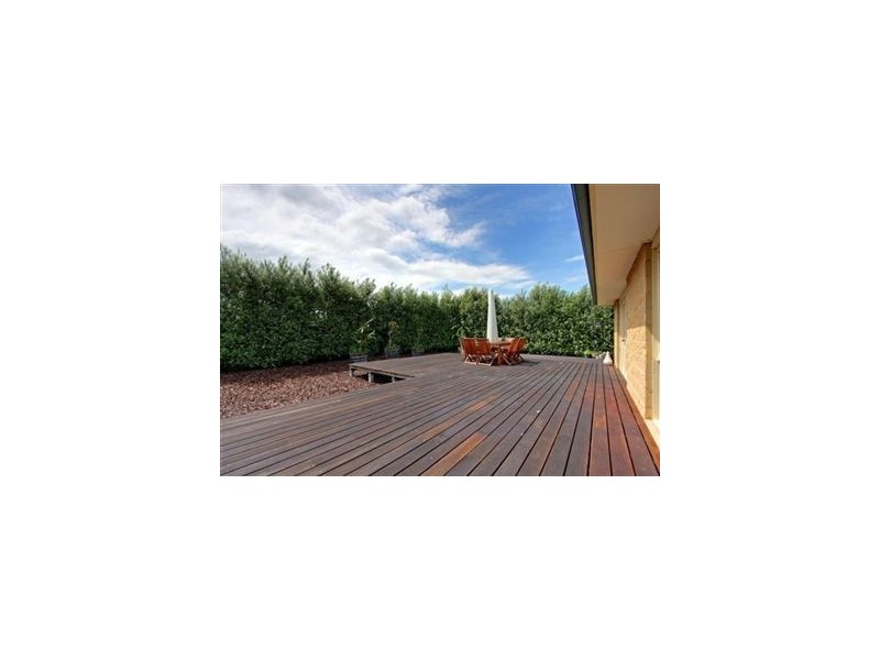 6 Raysun Court, Mornington VIC 3931