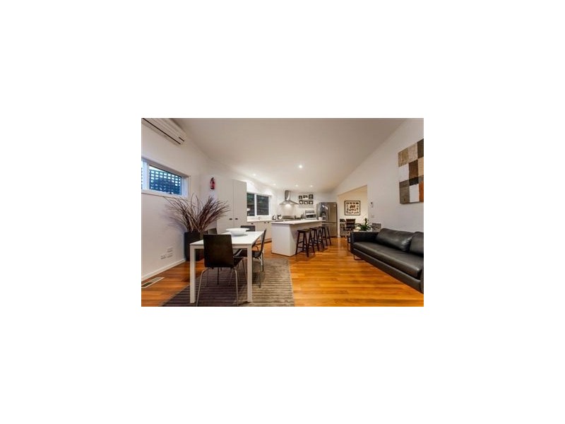 1 Oak Grove, Mount Martha VIC 3934