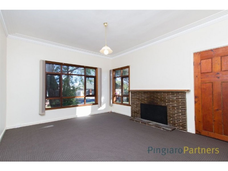 13 Haig Street, Mornington VIC 3931