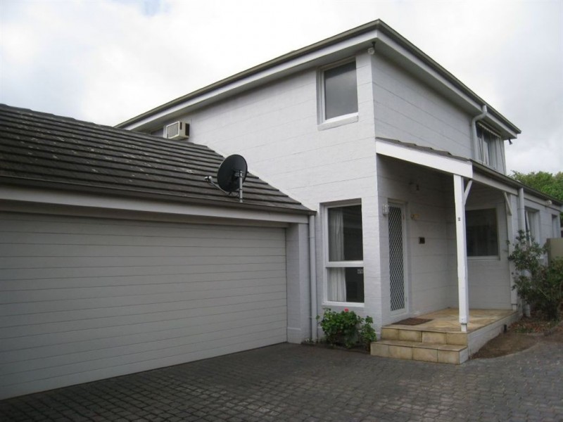 2/15 Albert Street, Mornington VIC 3931