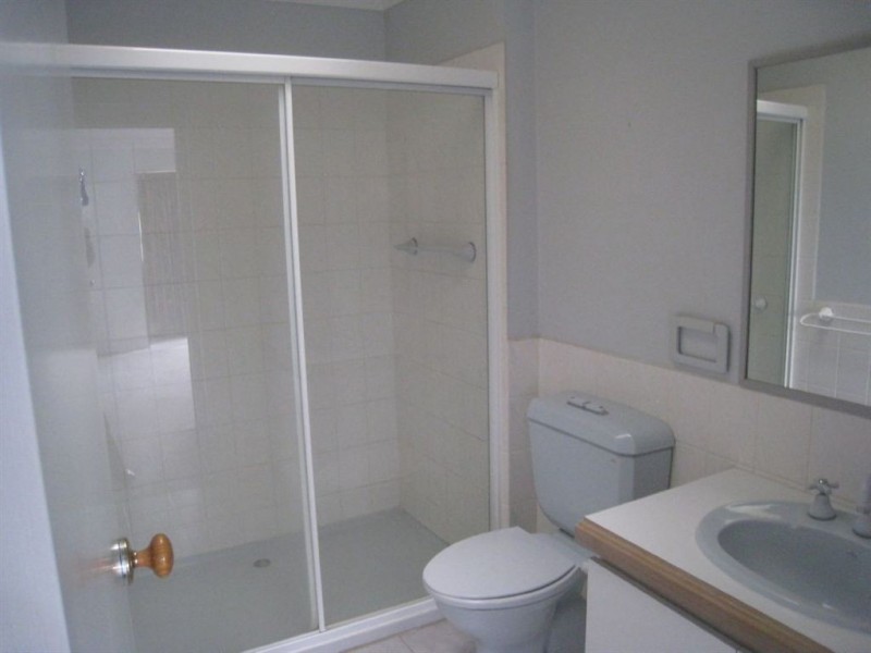 2/15 Albert Street, Mornington VIC 3931