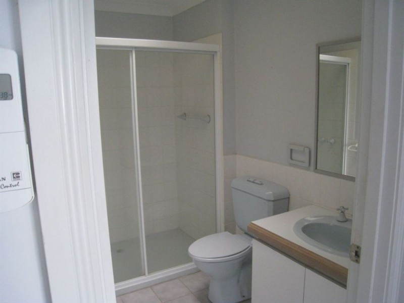 2/15 Albert Street, Mornington VIC 3931