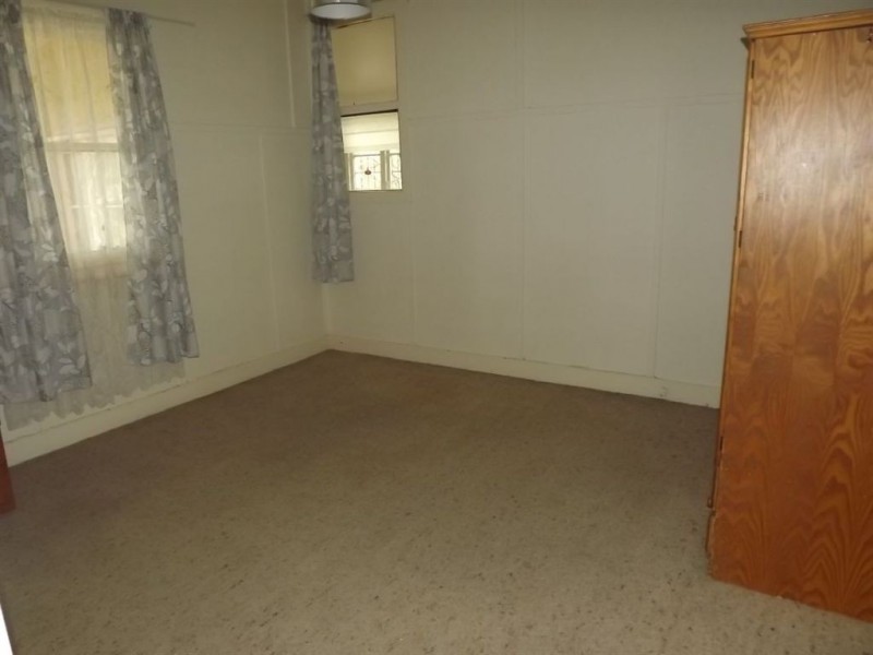 8 Marine Avenue, Mornington VIC 3931