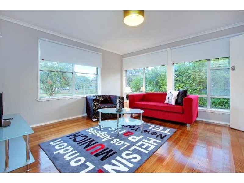 47 Robertson Drive, Mornington VIC 3931