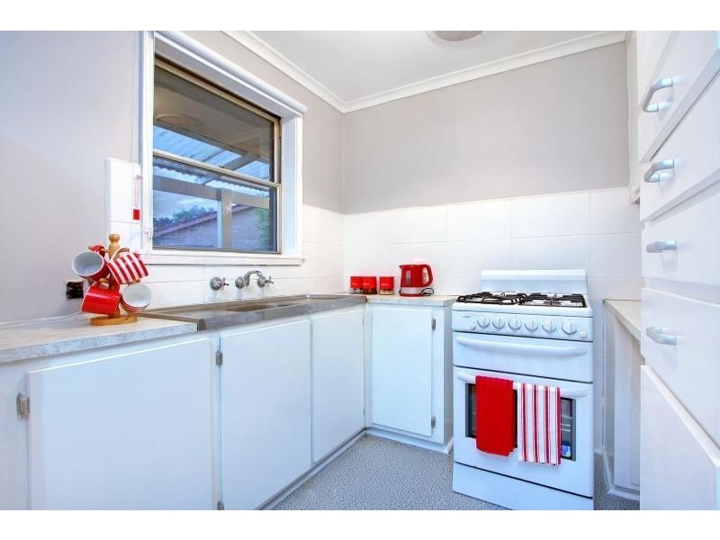 47 Robertson Drive, Mornington VIC 3931