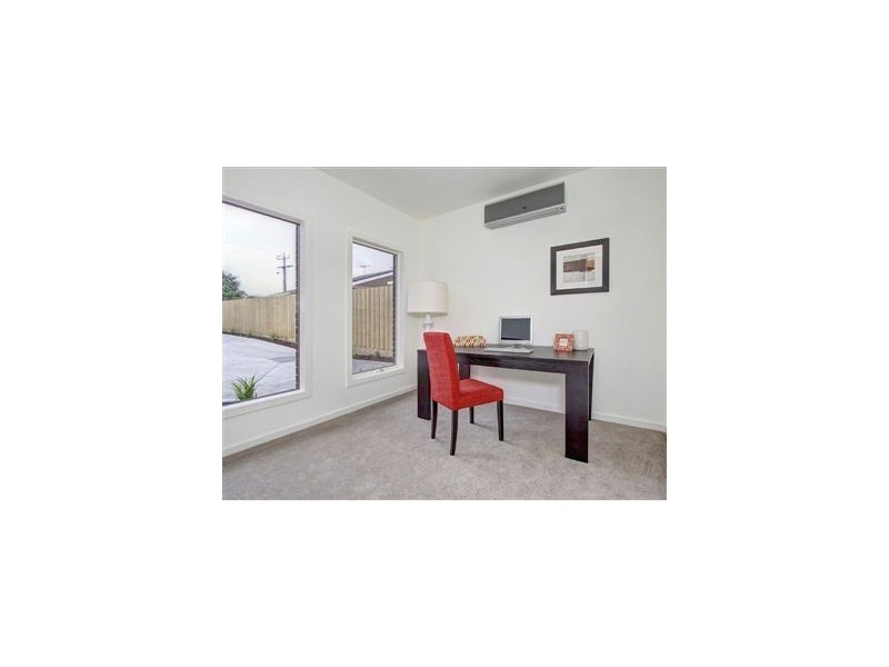 2/20 Wellington Street, Mornington VIC 3931