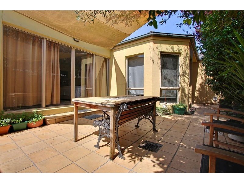 1/105 Tanti Ave, Mornington VIC 3931