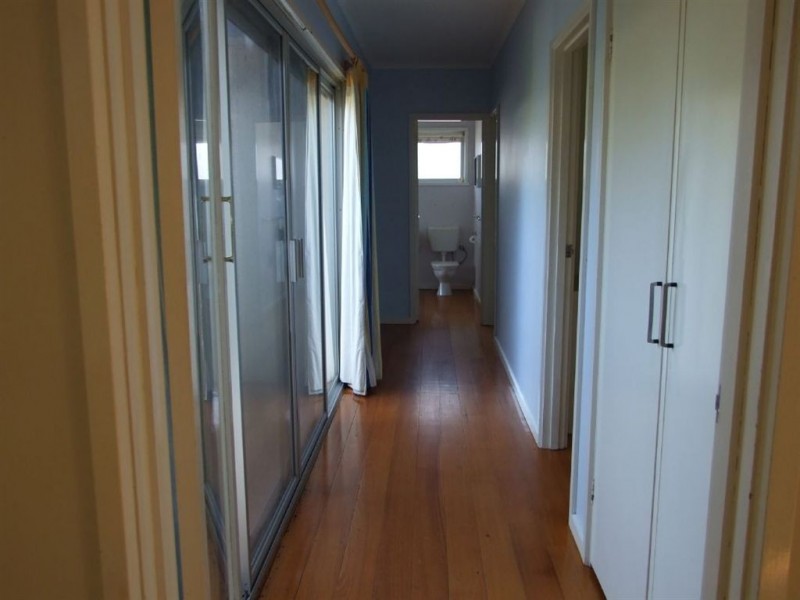 33 The Avenue, Mccrae VIC 3938