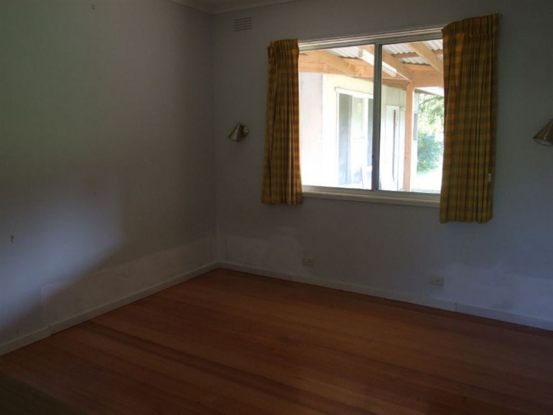 33 The Avenue, Mccrae VIC 3938