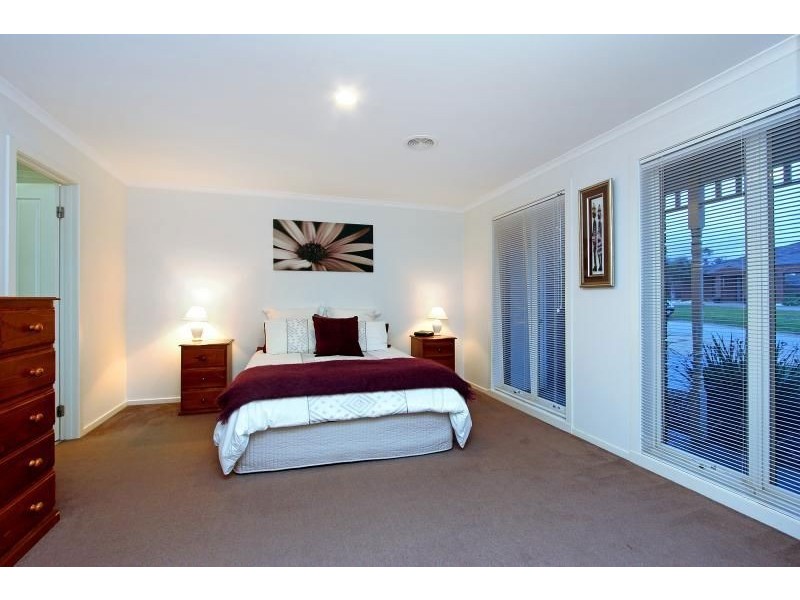 1 Bareena Court, Mornington VIC 3931