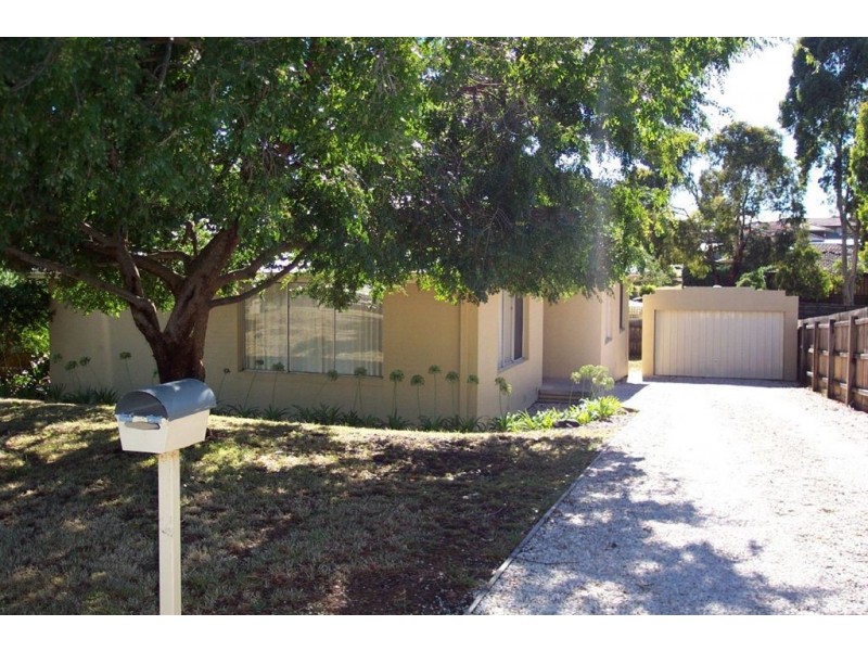 41 Sanderling Crescent, Mornington VIC 3931