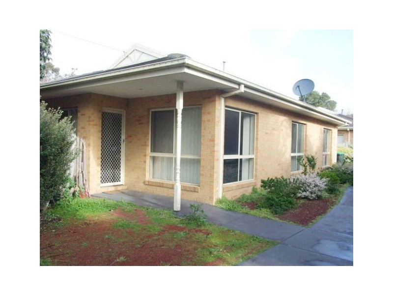 1/18 Heatherhill Road, Frankston VIC 3199