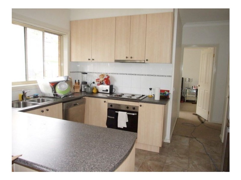 1/18 Heatherhill Road, Frankston VIC 3199