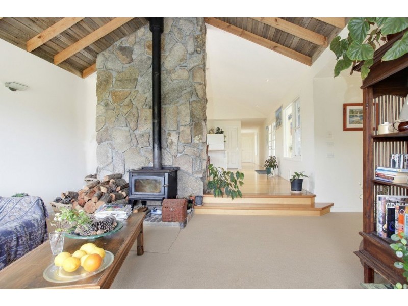 115 Harleys Road, Flinders Island TAS 7255