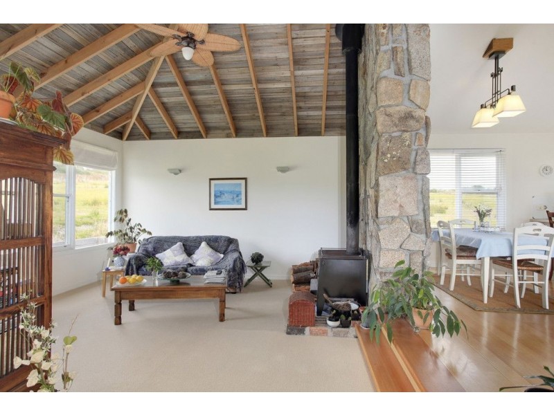 115 Harleys Road, Flinders Island TAS 7255
