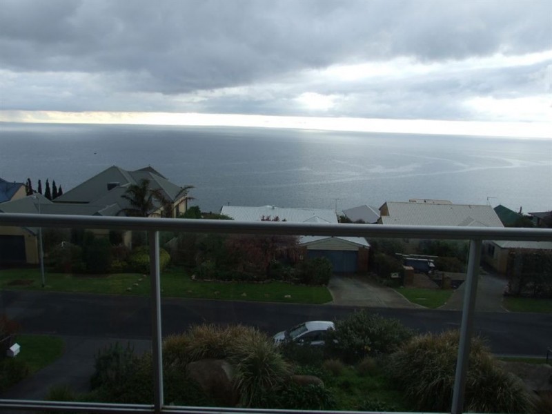 24 Pacific Terrace, Mount Martha VIC 3934