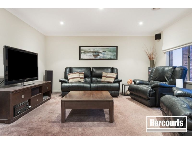 54 Matthew Circuit, Hastings VIC 3915