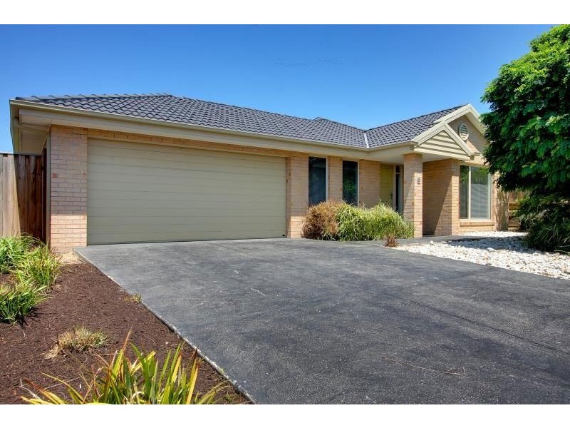33 Windmill Parade, Mount Martha VIC 3934