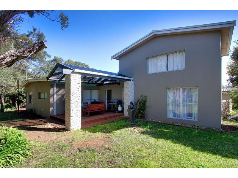 2 McLeod Street, Rye VIC 3941