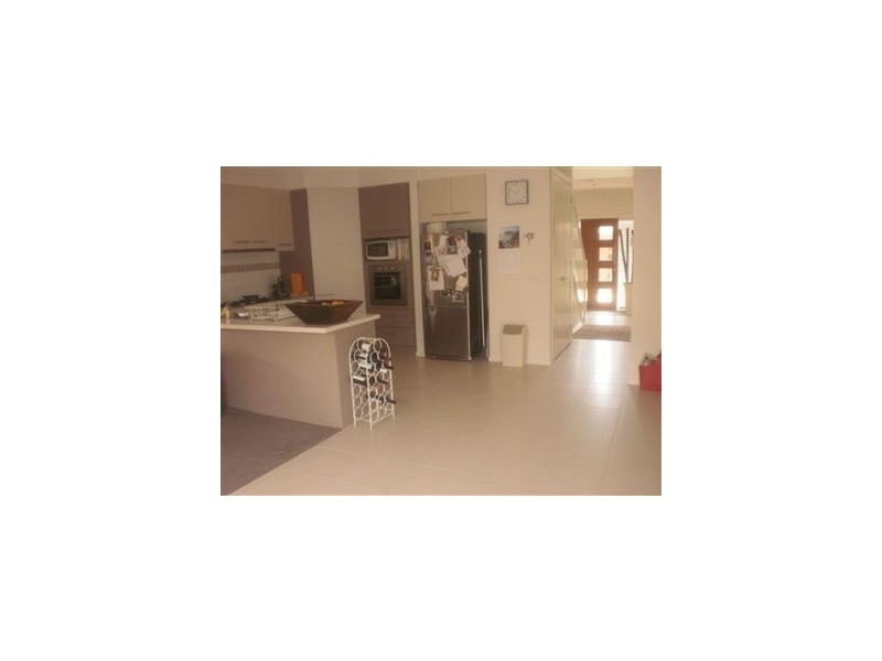 6/43 Van Ness Ave, Mornington VIC 3931