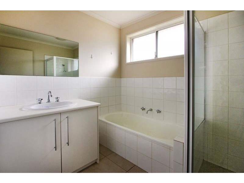 2/946 Nepean Highway, Mornington VIC 3931