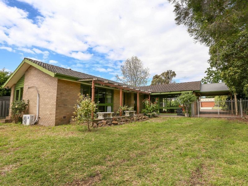 27 Acunha Street, Mount Eliza VIC 3930