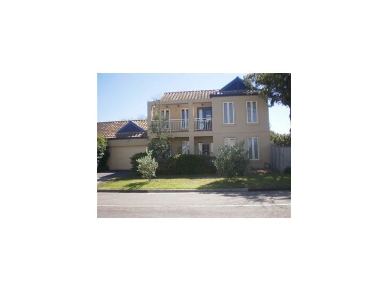 32 Nunns Road, Mornington VIC 3931