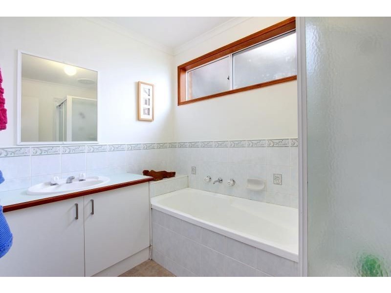 14 Bay Rise Drive, Mornington VIC 3931