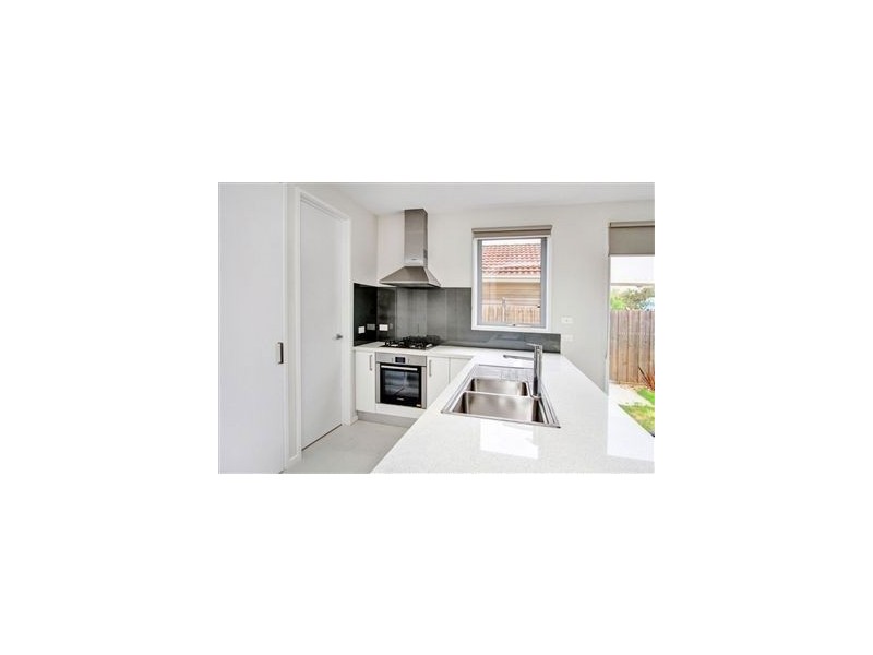 2/5 Kent Street, Mornington VIC 3931