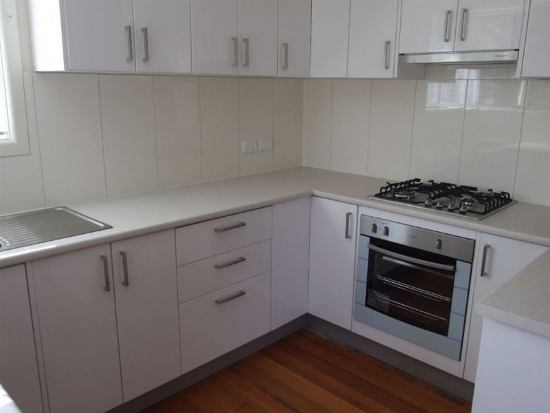 13 Hampden Street, Mornington VIC 3931