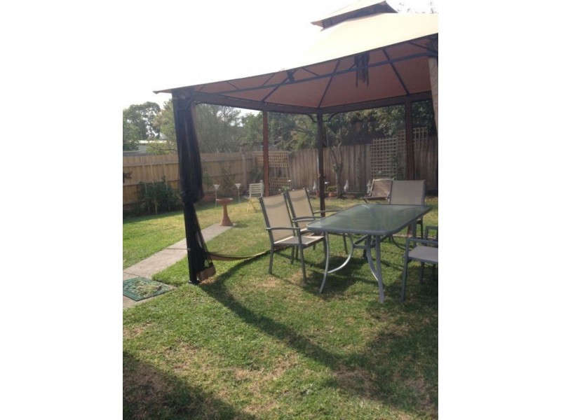 13 Hampden Street, Mornington VIC 3931