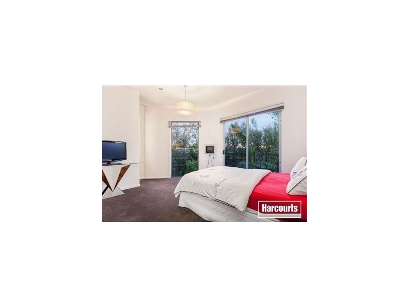 2b Tanti Ave, Mornington VIC 3931