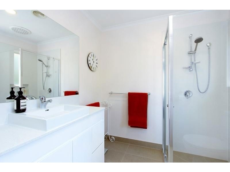 49 Parkside Crescent, Mornington VIC 3931