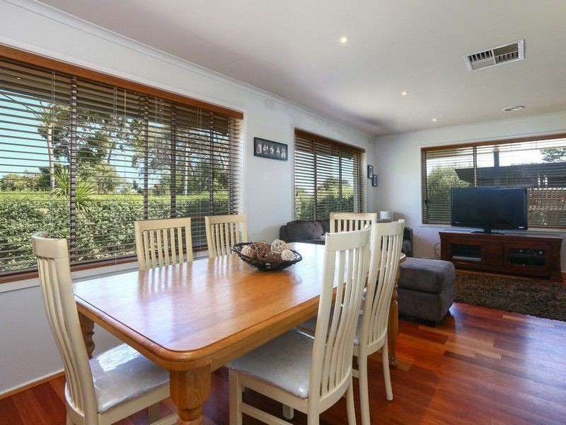 14 Corio Avenue, Frankston VIC 3199