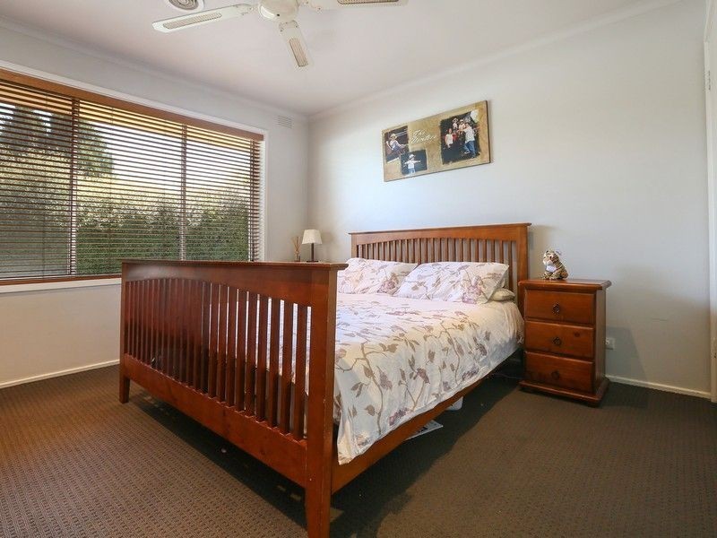 14 Corio Avenue, Frankston VIC 3199