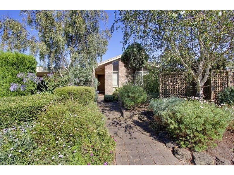 103 Robertson Drive, Mornington VIC 3931