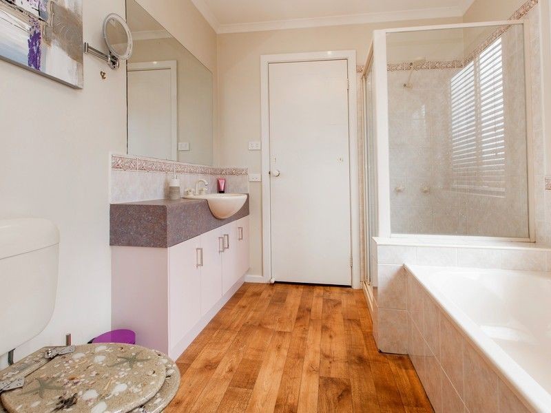 20a Brent Street, Mornington VIC 3931