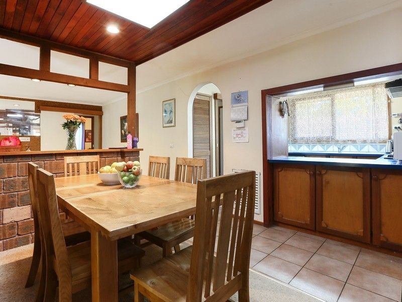 4 Petrel Close, Mount Eliza VIC 3930