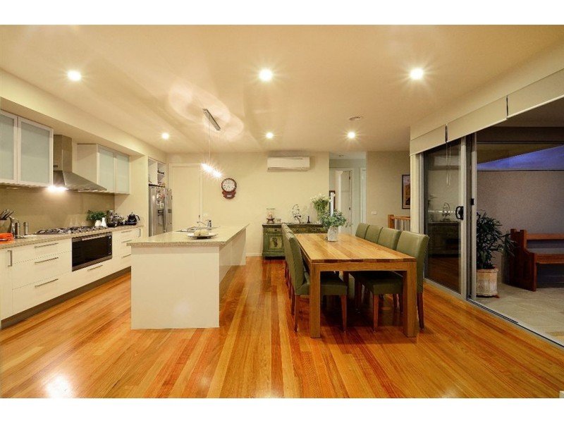 9 Bay Vista Close, Mount Martha VIC 3934