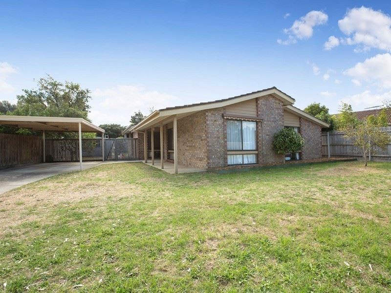 13 Eric Crescent, Mornington VIC 3931