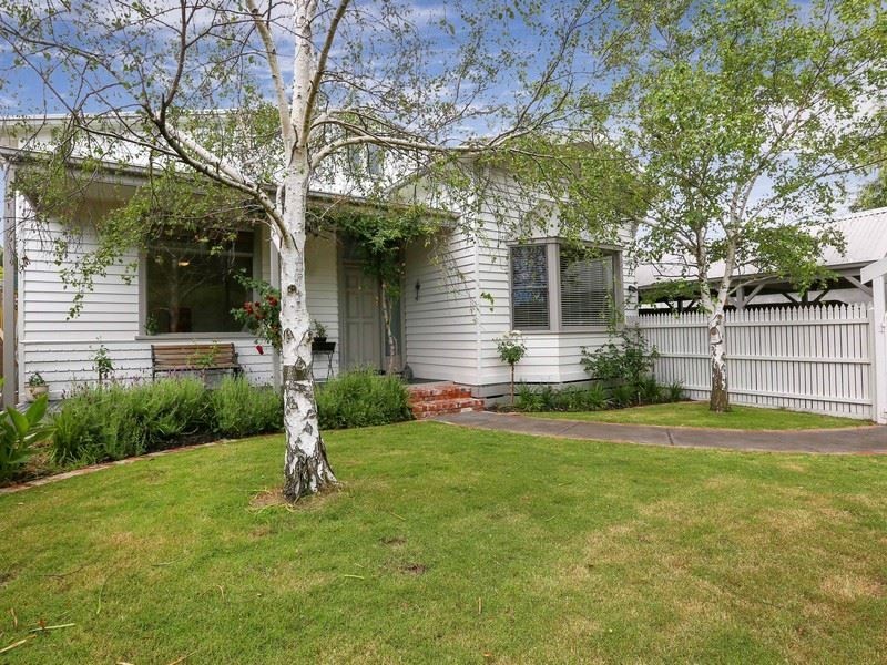 12 Adelaide Street, Mornington VIC 3931